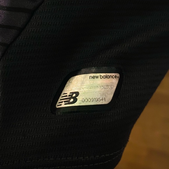 New Balance Shirts | Liverpool FC - Picture 5 of 6